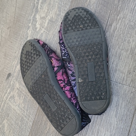 Disney Descendants Slip On Lace Flats Multicolored Size 1 - Picture 3 of 5